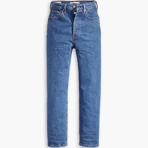 Levi’s Ribcage Straight Medium Wash Jeans